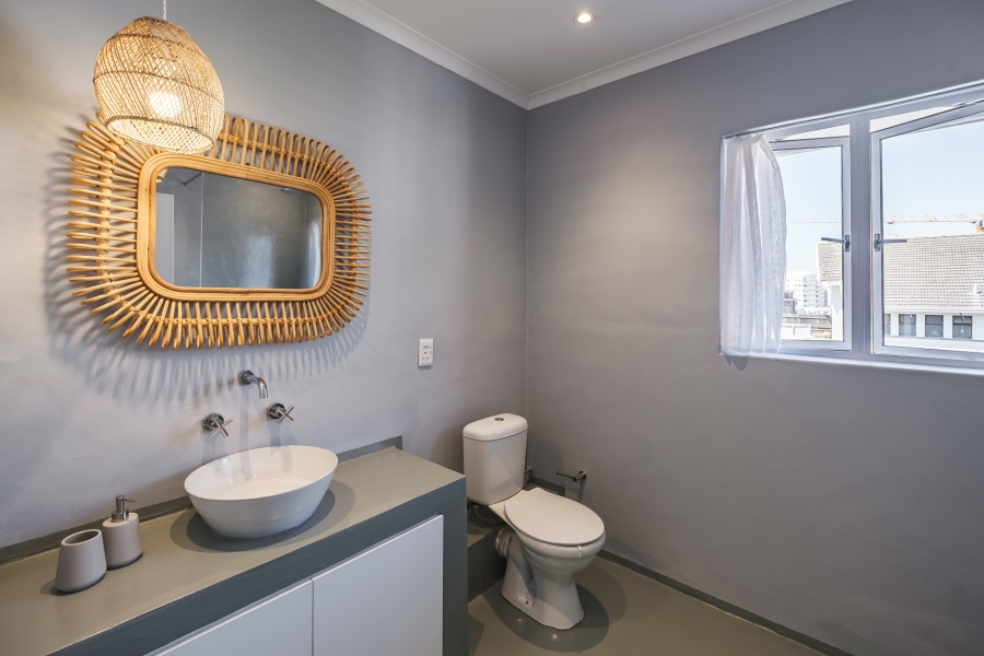 To Let 3 Bedroom Property for Rent in Sea Point Western Cape